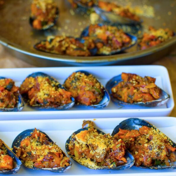 https://www.pontalo.net - Stuffed Mussels Recipe