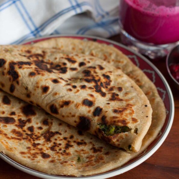 https://www.pontalo.net - Sweet Potato & Methi Stuffed Paratha Recipe