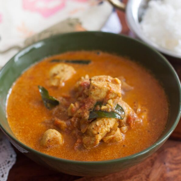 https://www.pontalo.net - Tamil Nadu Style Chicken Salna Recipe