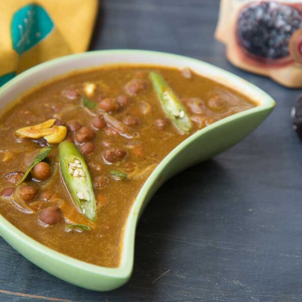 https://www.pontalo.net - तीखी मीठी कडला करी रेसिपी - Sweet & Spicy Kadala Curry (Recipe In Hindi)