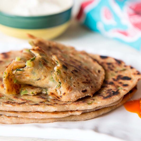 https://www.pontalo.net - Tofu & Capsicum Paratha Recipe (Stuffed Tofu Flatbread)