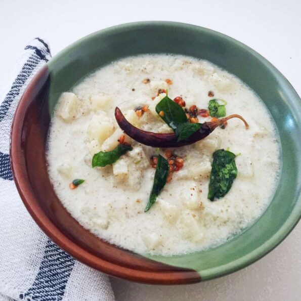 https://www.pontalo.net - Vazhaithandu Mor Kootu Recipe (Tamil Nadu Style Banana Stem Recipe)