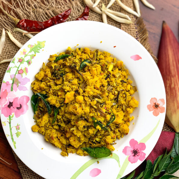 https://www.pontalo.net - Vazhaipoo Paruppu Usili Recipe - Banana Flower Paruppu Usili