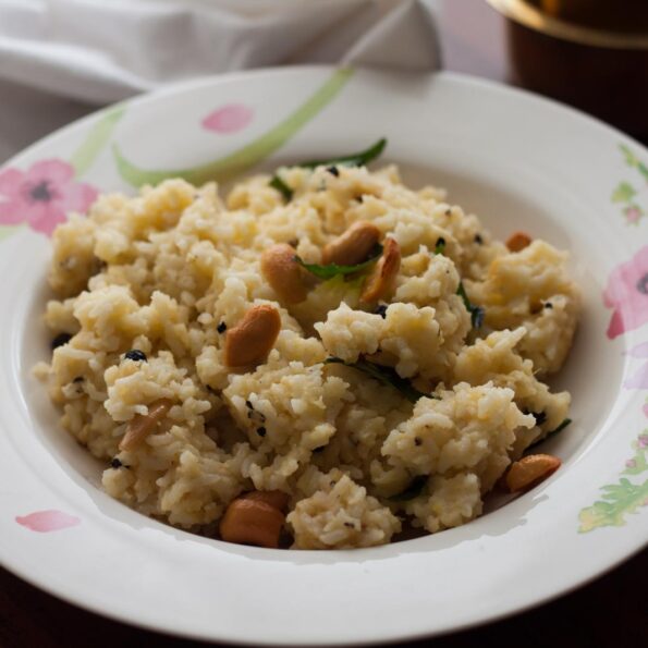 https://www.pontalo.net - Ven Pongal Recipe - South Indian Rice And Lentil Pudding