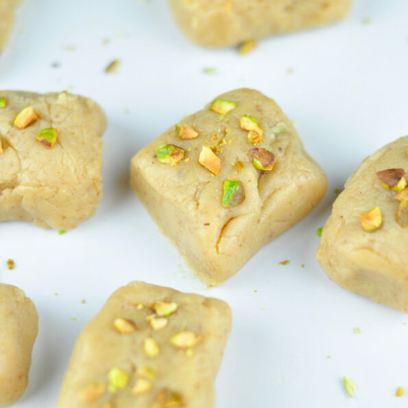 https://www.pontalo.net - Akhrot Burfi Recipe - Walnut Burfi