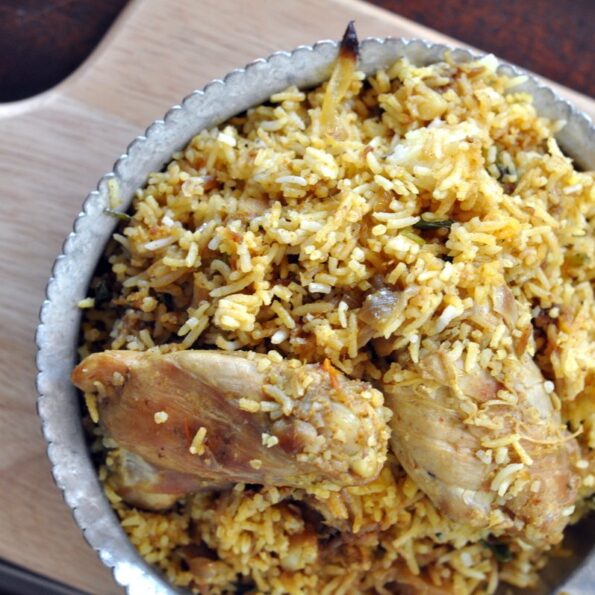 https://www.pontalo.net - Calcutta Style Chicken Biryani Recipe