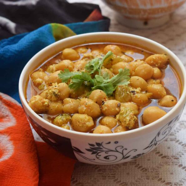 https://www.pontalo.net - हिमाचली चना मद्रा रेसिपी - Himachali Chana Madra (Recipe In Hindi)