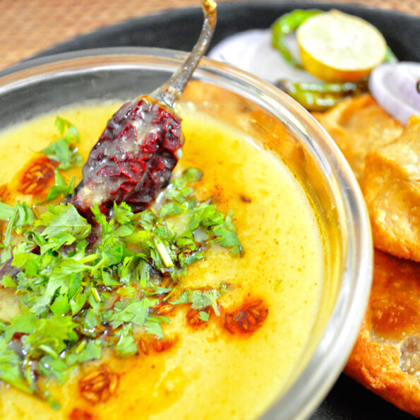 https://www.pontalo.net - Rajasthani Dal Muthiya Recipe