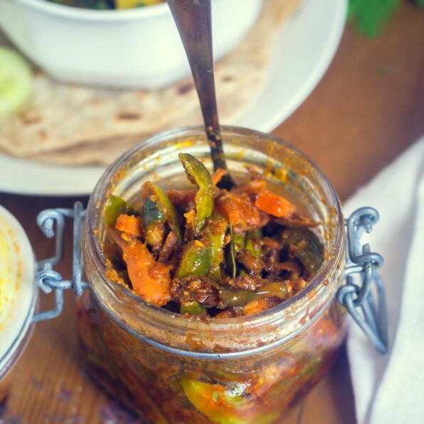 https://www.pontalo.net - Instant Tindora And Carrot Pickle Recipe