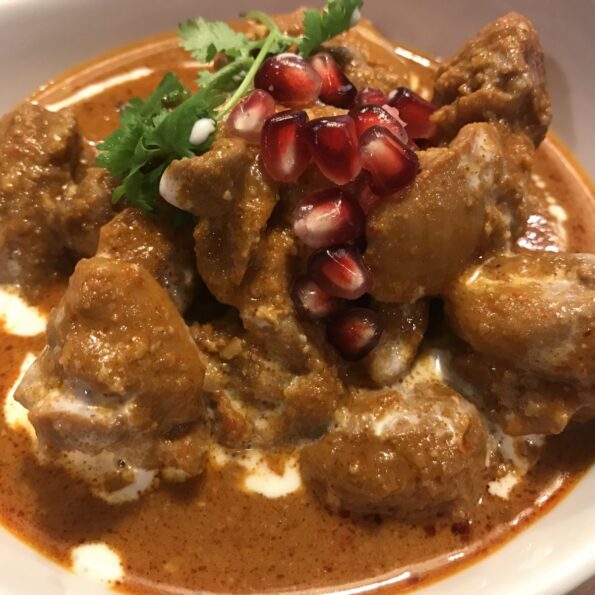 https://www.pontalo.net - Murg Anardana Recipe - Pomegranate Chicken In Yogurt Gravy