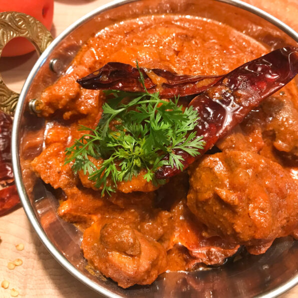 https://www.pontalo.net - Dum Murgh Aatishi Recipe - Spicy Smoked Chicken Recipe