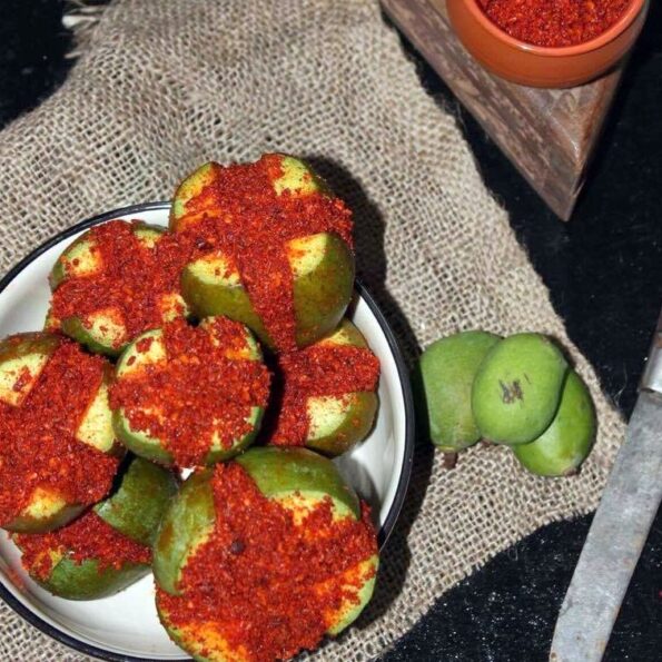 https://www.pontalo.net - Stuffed Mango Pickle Recipe - Gujarati Dabla Keri Nu Athanu